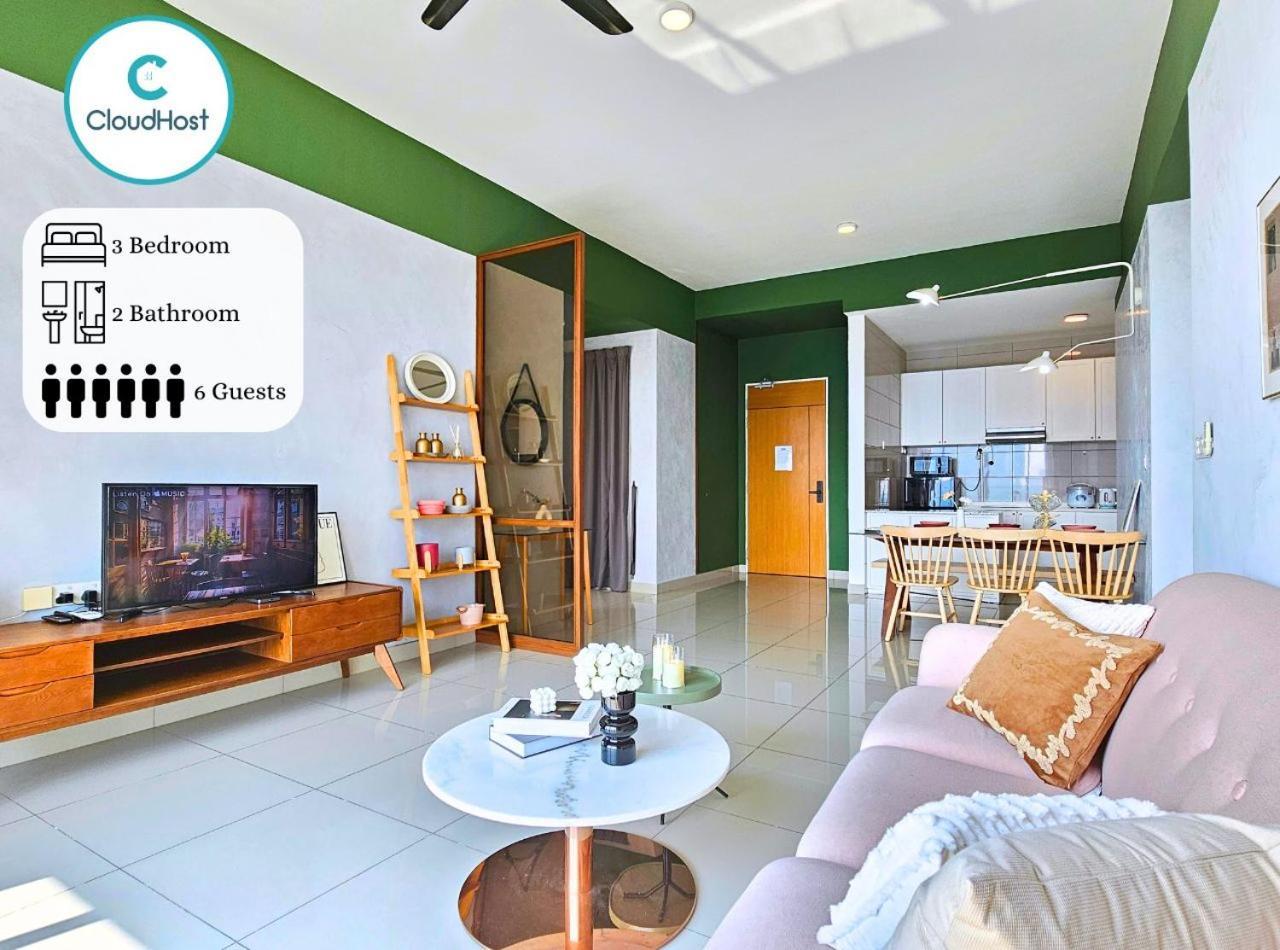 Conezion Near Ioi City Mall, Maeps Serdang, Putrajaya By Cloud Host Room photo