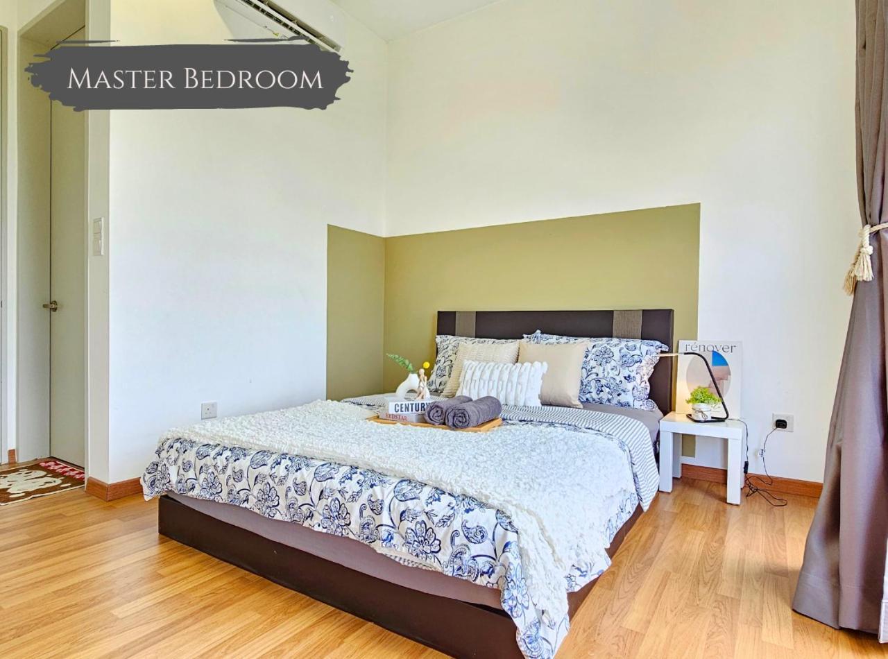 Conezion Near Ioi City Mall, Maeps Serdang, Putrajaya By Cloud Host Room photo